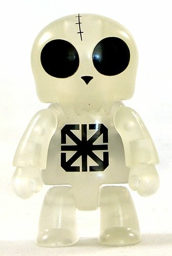 MSK figure by The 7Th Letter, produced by Toy2R. Front view.