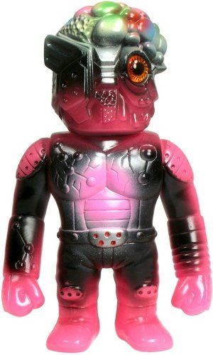 Chaos Next - Pink figure by Mori Katsura, produced by Realxhead. Front view.