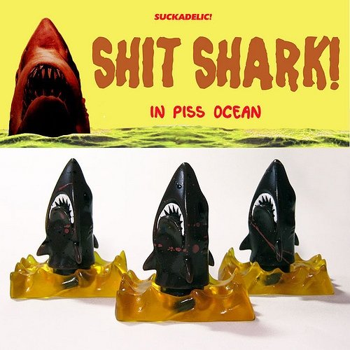 Shit Shark in Piss Ocean figure by Sucklord, produced by Suckadelic. Front view.