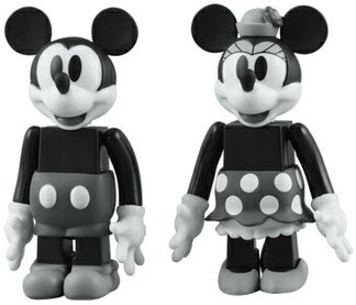 Mickey Mouse & Minnie Mouse Mono Set figure by Disney, produced by Medicom Toy. Front view.