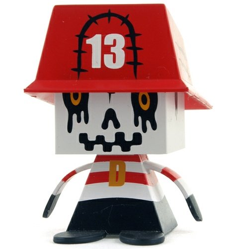 Docky figure by Naomi Iwata, produced by Medicomtoy. Front view.