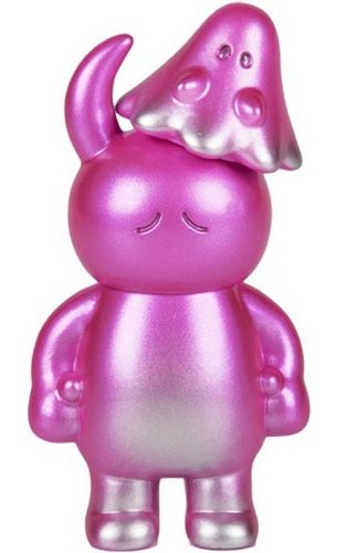Uamou & Boo (Sad) - ToyCon UK, The Hang Gang Exclusive figure by Ayako Takagi, produced by Uamou. Front view.