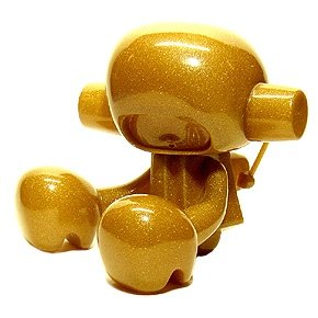 Robot Nano Gold Sparkle figure by Itokin Park, produced by One-Up. Front view.