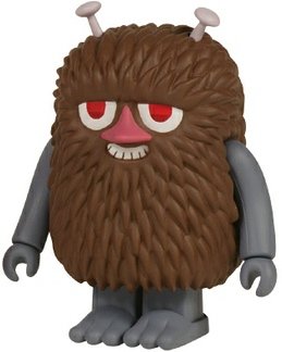 Stinky figure by Moomin Characters (Tm), produced by Medicom Toy. Front view.
