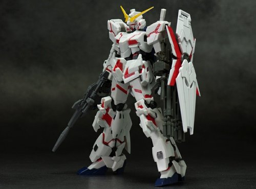 Robot Damashii Unicorn Gundam Destroy Mode figure, produced by Bandai. Front view.