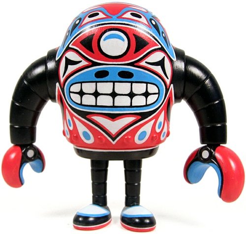 Totembot  figure by Reactor-88. Front view.