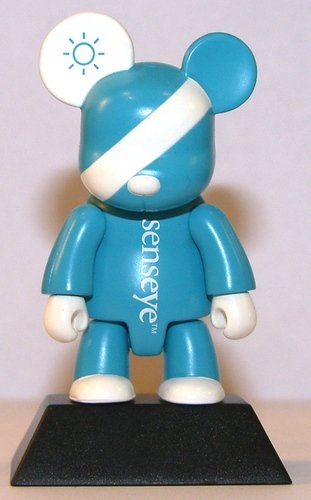 LCD Blue figure by Benq, produced by Toy2R. Front view.