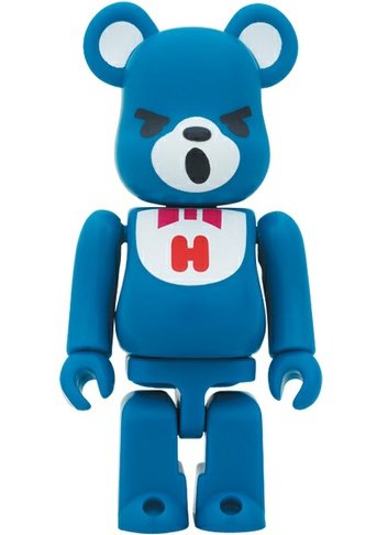 Hysteric Bear Be@rbrick 100% - Blue figure by Hysteric Glamour, produced by Medicom Toy. Front view.