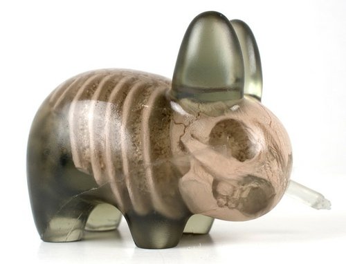 Scott Wilkowski Skin deep - Infected White Labbit figure by Scott Wilkowski. Front view.