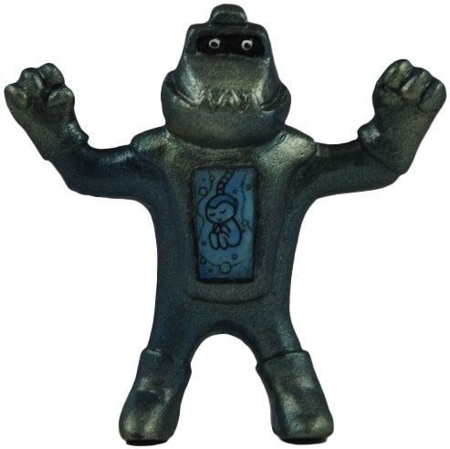 Turtle Tetsujin - Gigantor figure by Peter Kato. Front view.