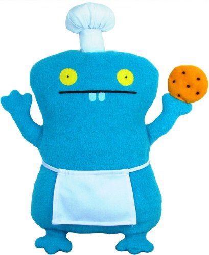 Cookie Chef Babo figure by David Horvath X Sun-Min Kim, produced by Pretty Ugly Llc.. Front view.