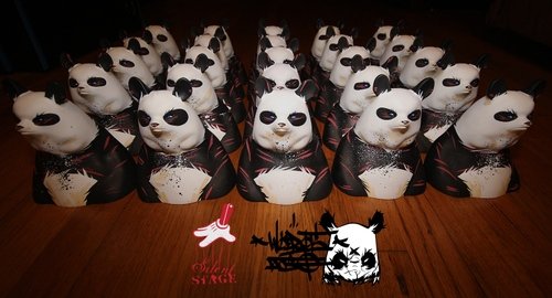 Gazer Panda Bust - Original Colorway figure by Angry Woebots, produced by Silent Stage Gallery. Front view.