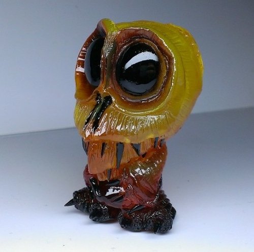 Species: 246 aka “Ben” – Magma Blend figure by Dubose Art, produced by Dubose Art. Front view.