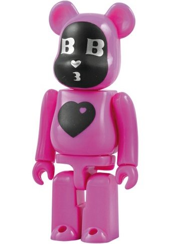 BABBI ♥ Be@rbrick 100% - Valentine 09 figure by Babbi, produced by Medicom Toy. Front view.