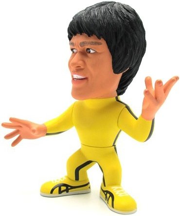 Bruce Lee - Game of Death figure, produced by Round 5. Front view.