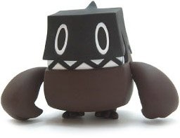 Too-Lie Big Brother - Brown x Black Version figure by Touma, produced by Wonderwall. Front view.