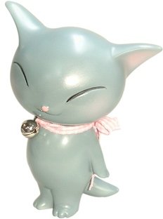 Kuma-Chan  figure by Canico, produced by Us Toys. Front view.