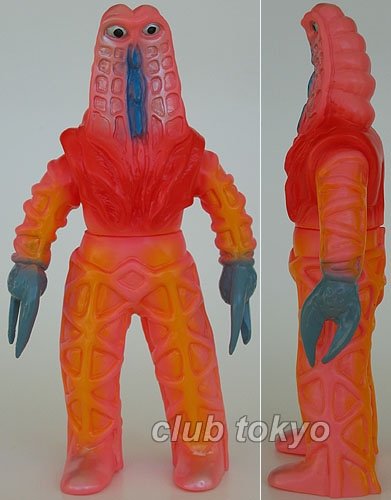 Godola Seijin Ultraseven Set figure by Yuji Nishimura, produced by M1Go. Front view.