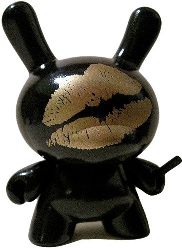 Kiss of Death figure by Toy Baroness, produced by Kidrobot. Front view.