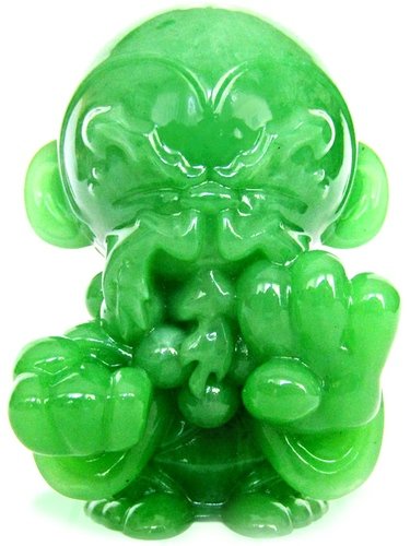Pocket Monkey Kung Fu Master - Jade figure by Jerome Lu, produced by Mana Studios. Front view.