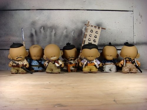 The Seven Samurai figure by Huck Gee. Front view.