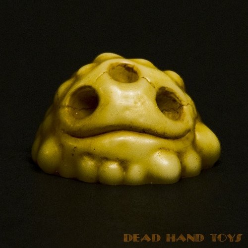 Bone Gread figure by Brian Ahlbeck (Lysol), produced by Dead Hand. Front view.