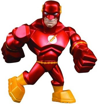 Flash figure by Monster 5, produced by Dc Direct. Front view.