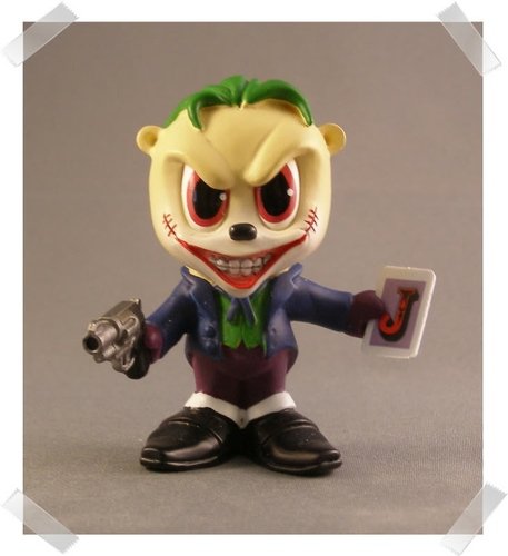 Joker figure by Peter Underhill, produced by Oddco Ltd. Front view.