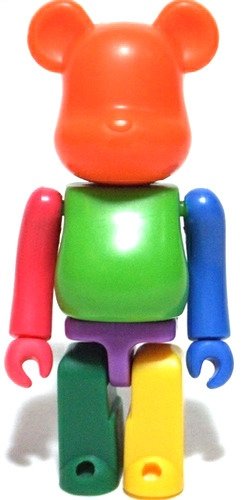 Be@rbrick Estate Rainbow 7 - 3 figure by Eric So, produced by Medicom Toy. Front view.