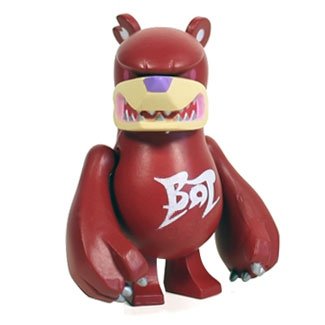 Knuckle Bear Capsule red guardian figure by Touma, produced by Wonderwall. Front view.