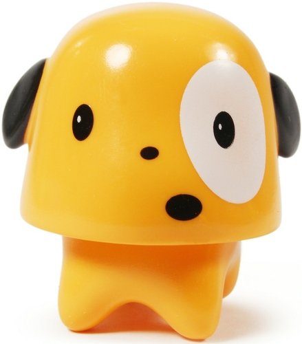 Surprised Gumdrop - Orange  figure by 64 Colors, produced by Squibbles Ink & Rotofugi. Front view.