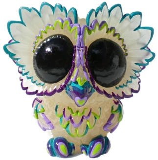 Medee Owl - Purple GID figure by Kathleen Voigt. Front view.