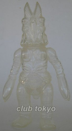 Baltan Seijin 2 Clear figure by Yuji Nishimura, produced by M1Go. Front view.