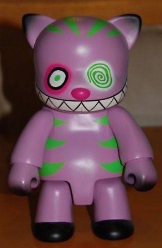 Tower Records Cheshire Cat  figure by Anna Puchalski, produced by Toy2R. Front view.