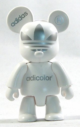 Adicolor W5 figure by Adidas, produced by Toy2R. Front view.