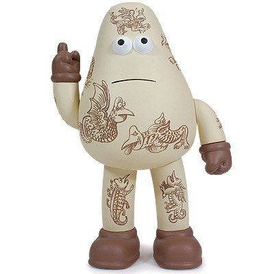 illustrated yod figure by James Jarvis, produced by Amos Toys. Front view.