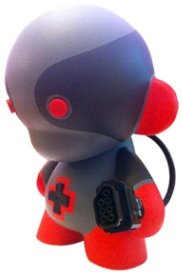 Model NES-85 figure by M.Clansey. Front view.