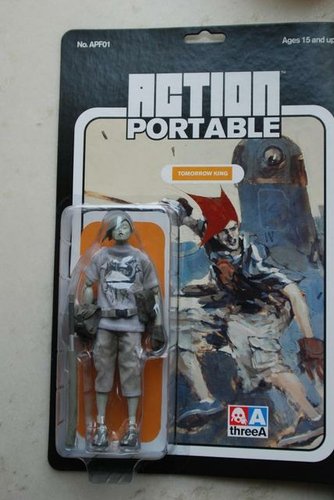 APTK Interloper figure by Ashley Wood, produced by Threea. Front view.