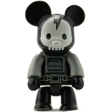 Vector Brigade Mono figure by 123Klan, produced by Toy2R. Front view.