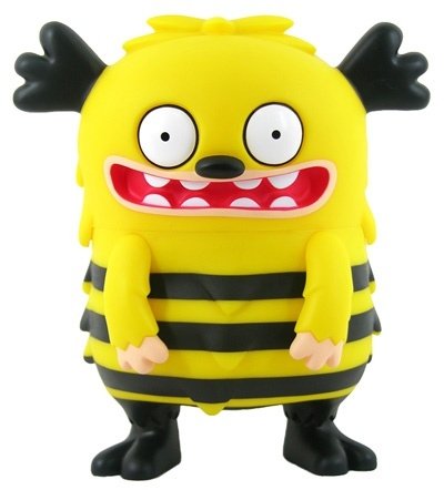 Choco - Honey Bee Version figure by David Horvath, produced by Toy2R. Front view.