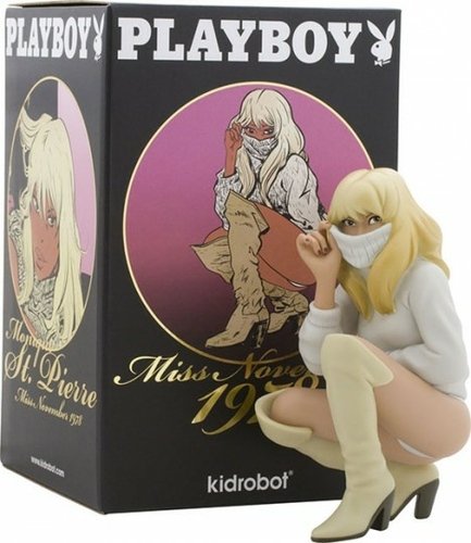 Miss November 1978 figure by Paul Pope, produced by Kidrobot. Front view.