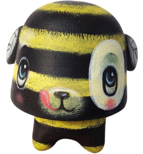 Bumble Drop 02 figure by 64 Colors. Front view.