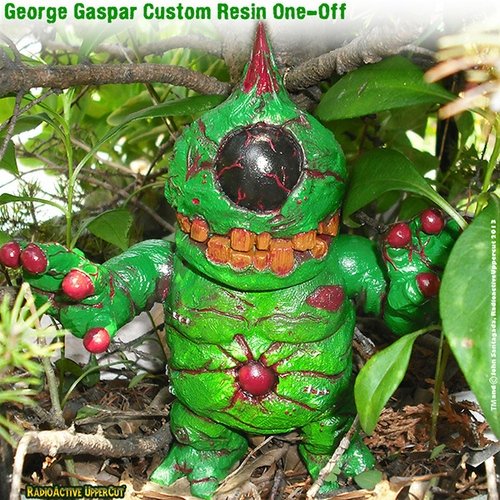 8-Ball figure by George Gaspar, produced by Radioactive Uppercut. Front view.