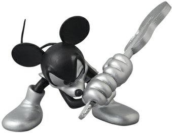 Black & Silver Mickey Mouse - Guitar Ver. UDF Special No.6 figure by Disney X Roen, produced by Medicom Toy. Front view.
