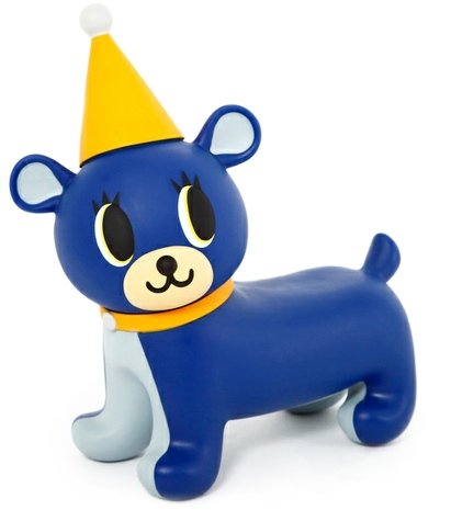 Oggetto Modern Pets Dreaming Bear Dog  figure by Play Set Products. Front view.