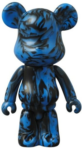 Kumabrick - Blue Marbled figure, produced by Medicom Toy. Front view.