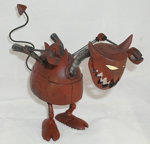 Gas Powered Dragon figure by Dave Pressler. Front view.