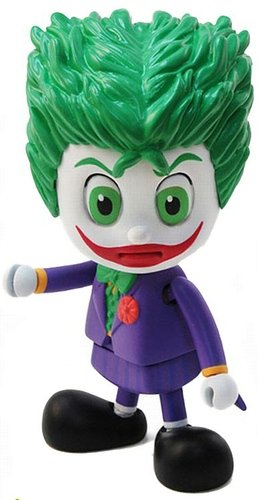 The Joker figure by Dc Comics, produced by Hot Toys. Front view.