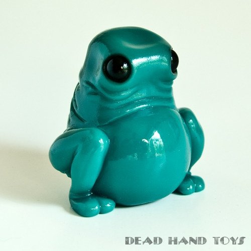 04 - Dark Green figure by Brian Ahlbeck (Lysol), produced by Dead Hand. Front view.