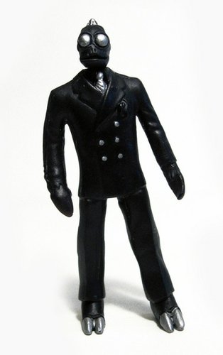 Salarystak (Black Amex) figure by Sucklord, produced by Suckadelic. Front view.